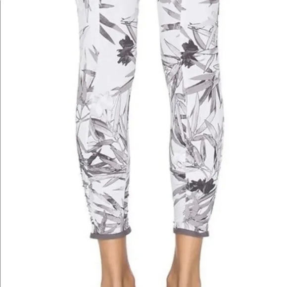 Adidas by Stella McCartney Yoga Clima Bamboo Tight Gray & White Leggings Sz S - Picture 3 of 9